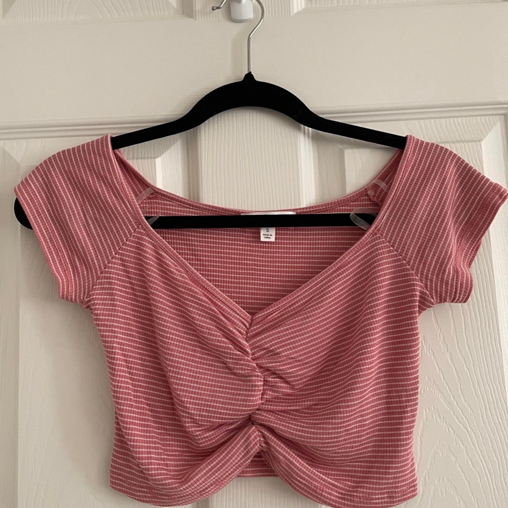 Pink Crop Top - Picture 3 of 5